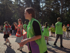 Открытие смены в Заслоновграде: яркие представления отрядов