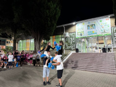 ДОЛ "Экспресс": Здесь помпоны крутятся, лагерь мутится!