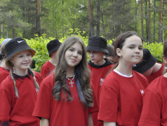 Торжественная линейка открытия 1-ой лагерной смены в ДОЛ "Маяк"