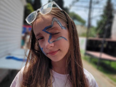 Ребята попробовали себя в гримёрном деле!