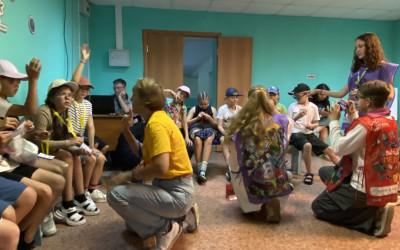 ВПЕРЕД! В СТРАНУ ЖЕЛЕЗНЫХ ДОРОГ!