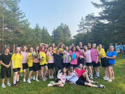 &laquo; Ура, мы в лагере!!!&raquo;