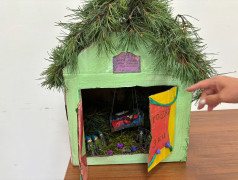 Сказочный мир, рожденный в коробке: уникальная выставка погружает зрителей в волшебство творчества!