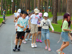 1  июня - "День защиты детей"и заезд на 1 смену в Заслоновград