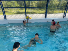 Заплыв в жаркие летние деньки 