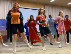 "Однажды в сказке"