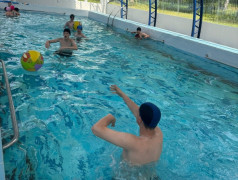 Заплыв в жаркие летние деньки 