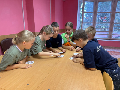 Научим безопасности в игре