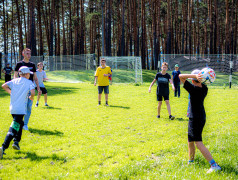 Третий день в "Дружбе"!?