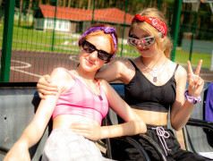 Третий день в "Дружбе"!?