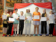 Третий день в "Дружбе"!?