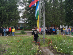 ТРАДИЦИОННАЯ ЕЖЕНЕДЕЛЬНАЯ ТОРЖЕСТВЕННАЯ ЛИНЕЙКА