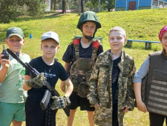 Герои живут рядом.