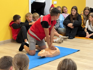 Знакомство с обществом Красного Креста в ДОЛ 