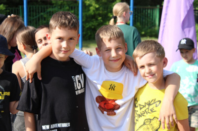 От китайских шашек до шоколадного фонтана: чем занимаются ребята в железнодорожных лагерях