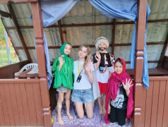 &laquo;Путешествие без чемоданов&raquo;: день народов и традиций в нашем лагере!