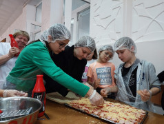 2 июля ДОЛ "Бештау" Наша столовая превратилась в огромную пиццерию!
