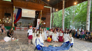 От Святок до Красной горки: как мы путешествовали по праздникам России!