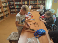  Браслеты &mdash; с теплом детских рук!