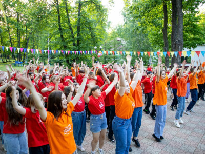 Лицо Орлёнка. Хоть сейчас на обложку.