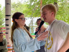 Чей подарок?