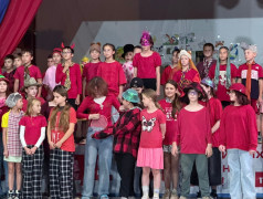 БИТВА ХОРОВ В ЛАГЕРЕ: музыка, единство и магия сцены!