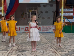 В лагере прошёл второй тур конкурса "Песня года" 