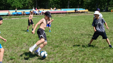 Футбол в лагере: день настоящих чемпионов!