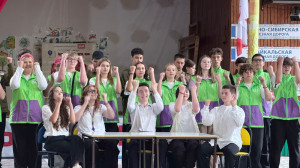  Эмоции, песни и объятия: как завершилась вторая смена 2025 