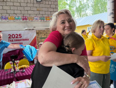  Эмоции, песни и объятия: как завершилась вторая смена 2025 