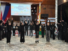 Зажгли танцпол: в лагере прошёл фееричный конкурс флешмобов! 