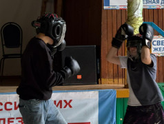 Борьба в лагере: Сила и дух!