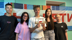 Команды: Стиляги- 1отряд, Сочинские искры- 2 отряд, БАМовцы- 3 отряд, РЖД Молодежь- 4 отряд