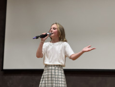 &laquo;Фабрика изумрудов: драгоценности лагеря&raquo; &mdash; яркое шоу талантов в &laquo;Алёнушке&raquo;!