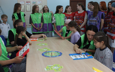 "Мы каждый день создаем настроение в нашем лагере, а наш "локомотив" идет без остановок в намеченным целям" - Тин-лиговцы ДКОЦСТ "Услада"