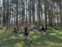 День классных девочек и крутых парней 