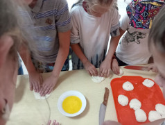 СЛАДКИЕ МОМЕНТЫ: БУЛОЧКИ РАДОСТИ 