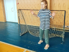 А ЧТО, ФУТБОЛ БЫВАЕТ ЖЕНСКИМ??!!