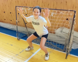 А ЧТО, ФУТБОЛ БЫВАЕТ ЖЕНСКИМ??!!