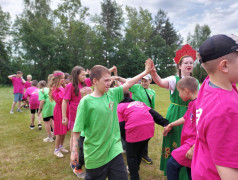 ВПЕРВЫЕ СЕМЕЙНЫЙ ПРАЗДНИК В "ТВЕРЦЕ": ДЕНЬ, НАПОЛНЕННЫЙ ТЕПЛОМ, ТВОРЧЕСТВОМ И РУССКИМИ ТРАДИЦИЯМИ!"