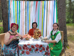 ВПЕРВЫЕ СЕМЕЙНЫЙ ПРАЗДНИК В "ТВЕРЦЕ": ДЕНЬ, НАПОЛНЕННЫЙ ТЕПЛОМ, ТВОРЧЕСТВОМ И РУССКИМИ ТРАДИЦИЯМИ!"