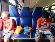 ТРЕТЬЯ СМЕНА В ЛАГЕРЕ &laquo;ТВЕРЦА&raquo;: КАК ВСТРЕЧАЮТ &laquo;ГОД ЖЕЛЕЗНОДОРОЖНОЙ СЛАВЫ&raquo;