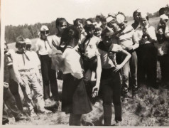 ВОРОТА ЛАГЕРЯ ПОМНЯТ ЛИЦА ВСЕХ ПОКОЛЕНИЙ ТВЕРСКИХ ДИНАСТИЙ 