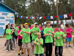 СЛАДКОЕ ПУТЕШЕСТВИЕ: КАК &laquo;ТВЕРЦА&raquo; НА ШОКОЛАДНОМ ЭКСПРЕССЕ В ДЕТСТВО УМЧАЛА!