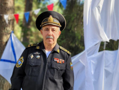 КОГДА СТРОЕМ ШАГАЕТ ДЕТСТВО