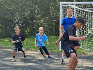 ВСТРЕЧА ЛЮБИТЕЛЕЙ ФУТБОЛА НА ПОЛЕ «ТВЕРЦЫ»