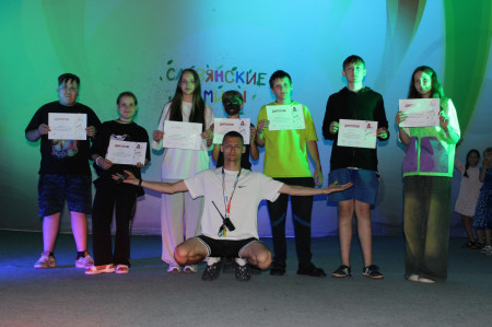 Шестнадцатый день в Салюте, день самоуправления, остался позади!