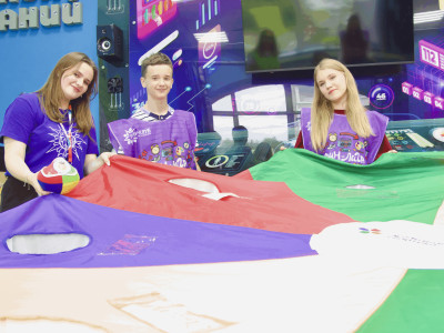 Яркость помощников тренеров завораживает!