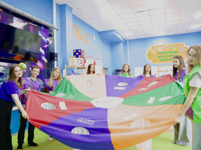 Яркость помощников тренеров завораживает!