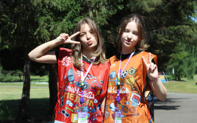 Тин-лига в ОЦ "Салют"